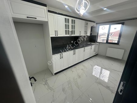 Acil Satılık Ebeveyn Banyolu Sıfır Daire