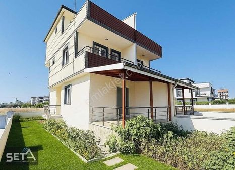 ꧁▇seta Grup▇꧂ 30m Asfalt Yola Cephe Denize Yakın Teraslı Villa