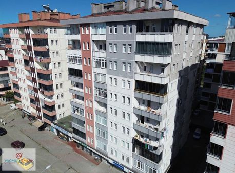 Yağmur Emlak'tan Tekkeköyde Cadde Üstü Fırsat 2+1 Daire