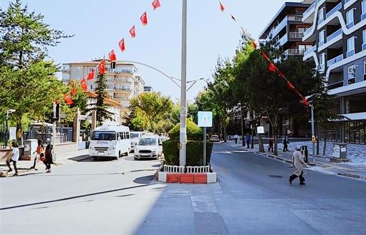 Merkez'de Yeşilyol Üzeri Kapalı Otopark-arakat-afjet+d.gaz 3+1
