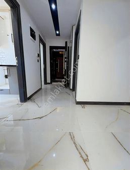 Aktoprak Mah Tramvaya Yakın Her Şeyi Ayrı Lüx 2+1