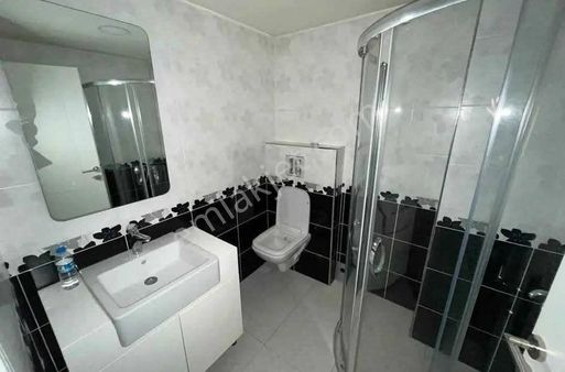 Samsun İlkadım Zafer Mahallesi'nde Şehir Merkezinde Asansörlü 2+1