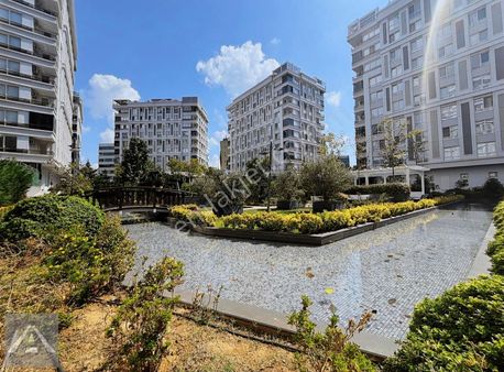 Maltepe Evinpark Tepe'de Site İçine Bakan 270 M2 Dubleks Daire