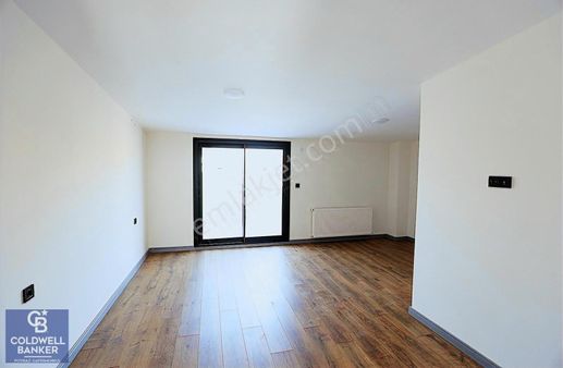 Menderes Coldwell Banker Poyraz'dan Özel Mimari 5+1 Satılıkvilla