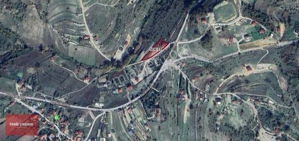 Gebze Duraklı Köyü Yola Cepheli 1958 M2 Satılık %5 İmarlı Tarla