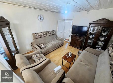 Haliç Cibali'de 4+3 110m2 2 Katlı Bahçeli Müstakil Satılık Bina