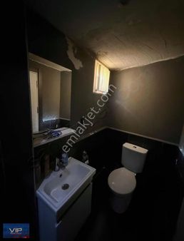 Vıp Gayrimenkul'den Meydanda 1+1 Eşyalı Yatırımlık Daire