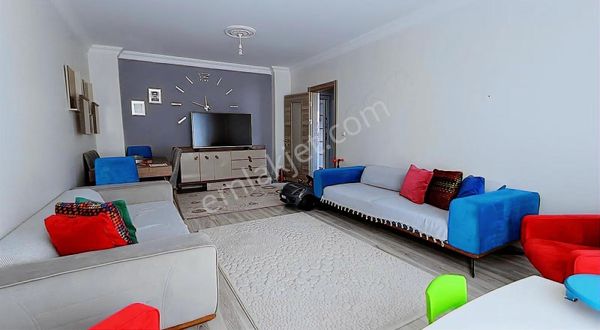 Çakır Gayrimenkul'den Barbaros Mahallesi Kiralık Daire