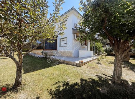 Rwlivadan Ayvalık Keremköyde Satılık Site İçinde Müstakil Villa