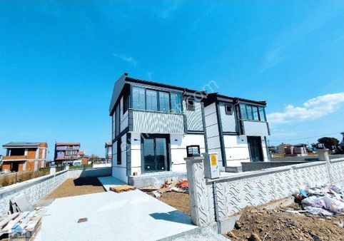 Marinadan Müstakil Sıfır Lüks Villalar