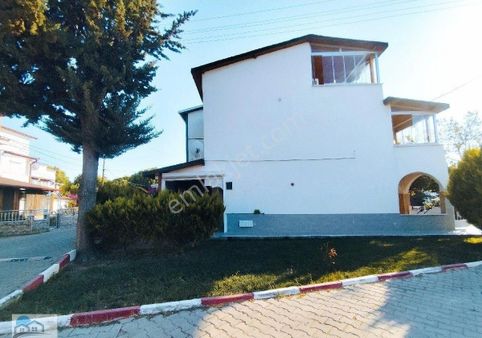 Marinadan Köşe Plaja Yakın Ferah Lüks Villalar