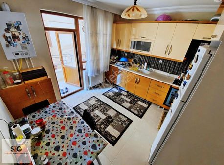 Szg'den İncirli'de Asansör Arakat Geniş Full Yapılı Bağımsız 4+1