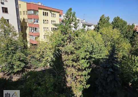 Gaziosmanpaşa Suna Sokak Da Manzaralı Bakımlı Kombili 2+1