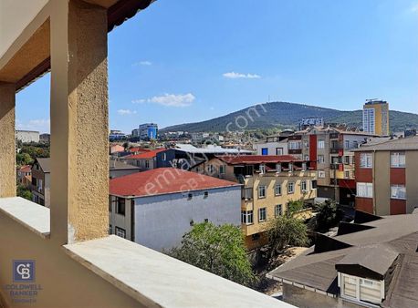 Mimar Sinan Mah-boyalı, Yenilenmiş, Balkonlu, 110m2 / 2+1