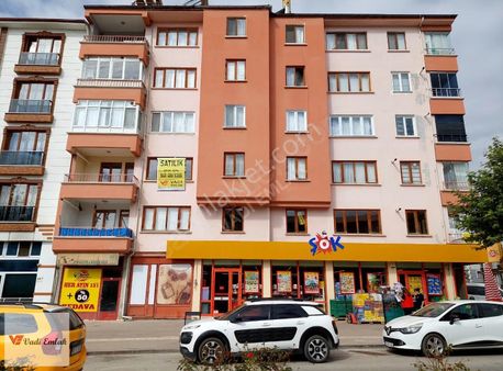 Vadi Emlak'tan T. Özal Bulvarı Üzerinde Satılık 2+1 Daire