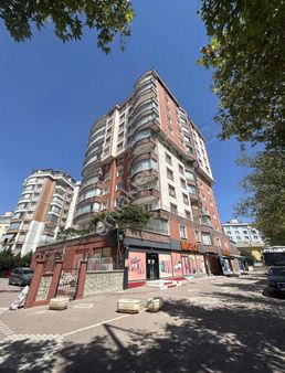 Ahmet Özcan Cadde Üzeri Site İçerisinde 3+1 Arakat Kiralık