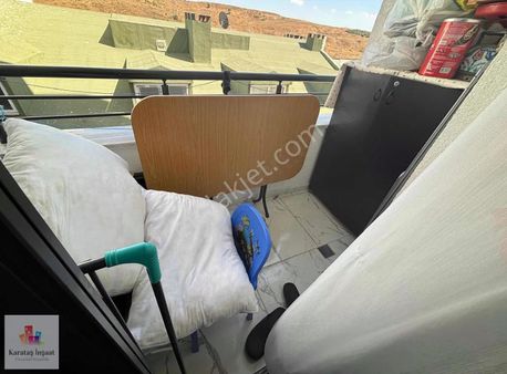 Karataş'tan Balkonlu Geniş Ferah Kullanışlı 3+1 120 M² Daire