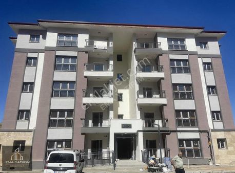 Zafran Tokilerde 3+1 Sıfır Kiralık Daire