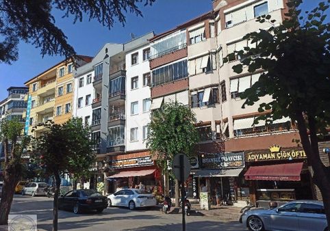 Yuvam Emlaktan Sofular Mah Cumhuriyet Caddesinde Kaymakamlık Konutu Karşısında Satılık 3+1 Daire