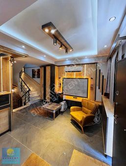 Didim Hisar'da Havuzlu Sitede Köşe Başı, Sıfır Eşyalı 3+1 Villa