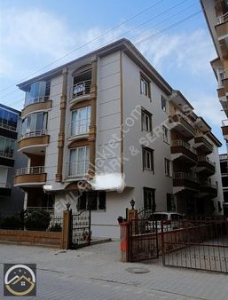 Dairemiz Zafer Mahallesinde 3 +1 Yüksek Giriştir.