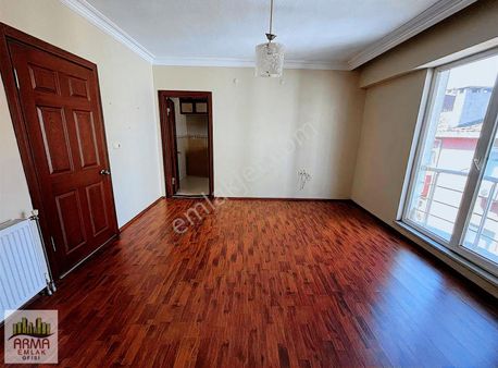 Reşadiye Mah. Merkezi Konumda 3+1 Kiralık Daire