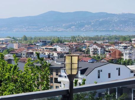 Tam Mobilyalı Villa Konforunda Daire Muhteşem Deniz Manzarası