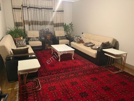 Pursaklar Saray'da 3+1 1.katta Yapılı Merkezi Konumda