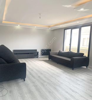 Avcılar Merkezde 6+2 Dublex Ferah Satılık Daire