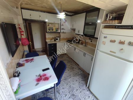 Sincan Akşemsettin Mah.de 3+1 Bağımsız Genç Yaşta Satılık Daire Es-as Emlakta