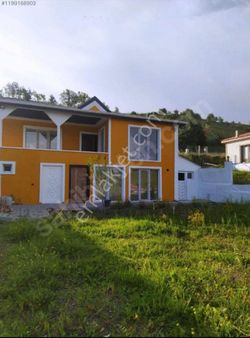 Keçiören Bağlum Lezgi De Satılık 2 Katlı Betonarme Ev