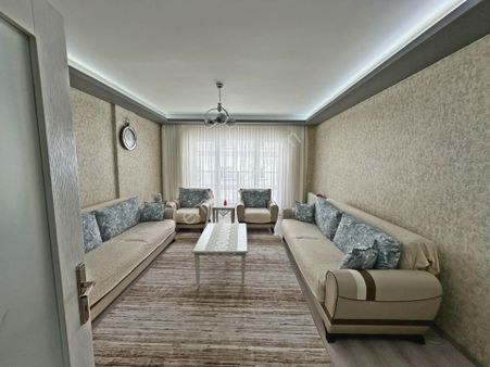 Şirintepede Hocalı Cadde Yakını Katta Full Yapılı Asansörlü