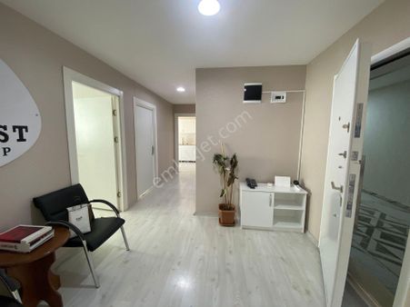 Gaziler Merkezi Konumda Satılık 2+1 Büro