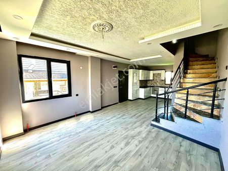 ¯\_evimyapı _/¯ Merkezi Yerde 4+1 Barbekülü Geniş Bahçeli Villa!