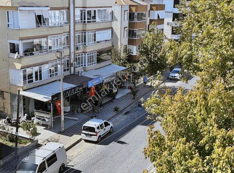 Boyut'tan Akçay Hakan Market Karşısı Cadde Üstü 5+1 Dubleks
