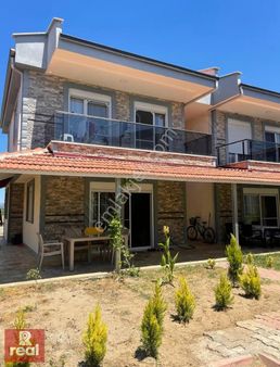 Ayvalık Altınovada Akvaryum Evleri Sitesinde Satılık Villa