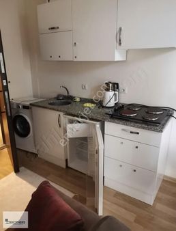 Brothersdan Üniversite Yolu Üzeri Eşyalı Kiralık 1+1 Daire