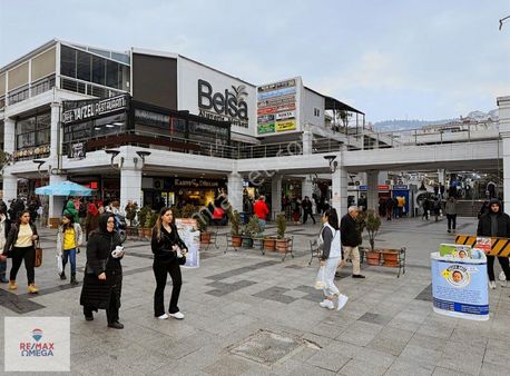 İzmit Çarşının En İşlek Caddesinde Devren Kiralık Kafe