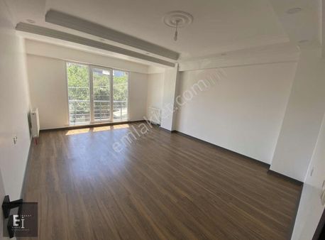 Eray Emlak'tan Satılık Arakat 2+1 85m2 Kullanışlı Daire