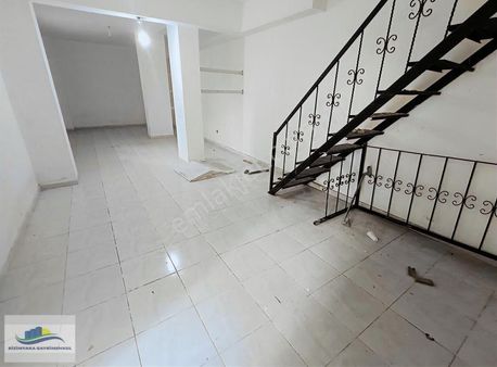 Yenidoğan Da Cadde Üstü Bahçe Kullanımlı Dükkan