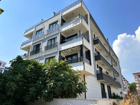 ▄jet Emlaktan Altınkum'da Denize 250m Ön Cephe Satılık 1+1 Daire