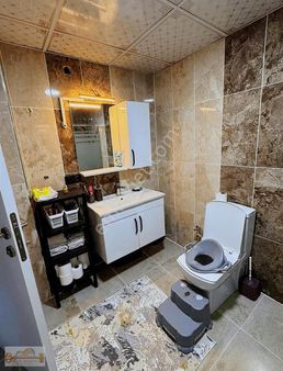 Valilik Karşısı Mondi Mobilya Üstü Satılık