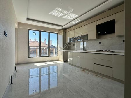 Kariyer'den Manzaralı Sıfır Ultra Lüks 3+1 - 2+1 - 1+1 Satılık Daireler