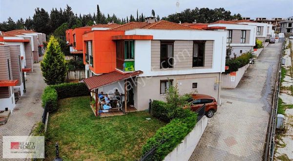Elıtium Garden Sitesinde Kesintisiz Deniz Manzaralı 4+1 Villa