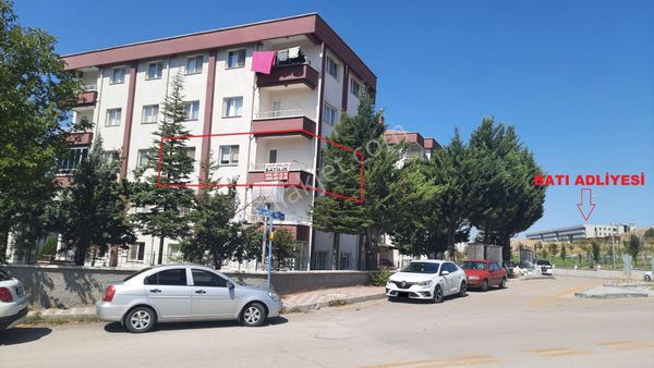 Akif'ten *oğuzlar Mah *asansörlü* Ara Kat* Köşe Başı* 3+1 *daire