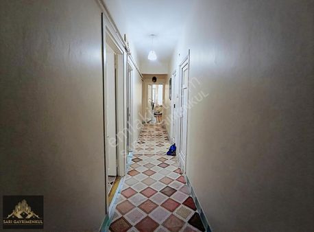 Sarı Gayrimenkul Den Satılık 2+1 Kentsel Dönüşüme Girecek Daire