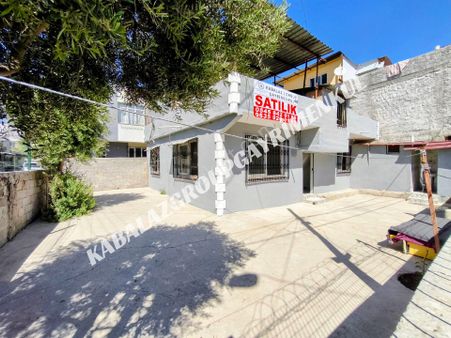 Adana Yüreğir Güzelevler'de Tek Katlı Köşe Başı Müstakil Ev ( 70 )