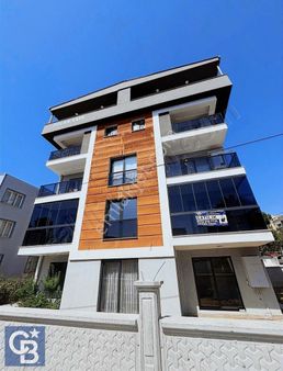 Kültür Mahallesi'nde Geniş Ara Kat Satılık Daire