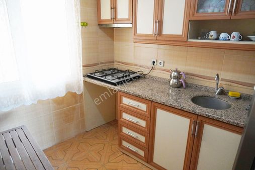 Güzeltepede Kiralık 3+1 Balkonlu Çiğli Serkan Emlak Dan