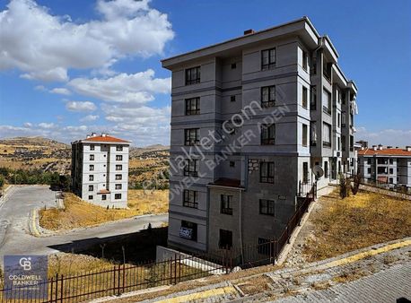 Kışbahçeli Geniş Balkon Ve Salonlu/sıfır Lüks 2+1 Kiralık Daire